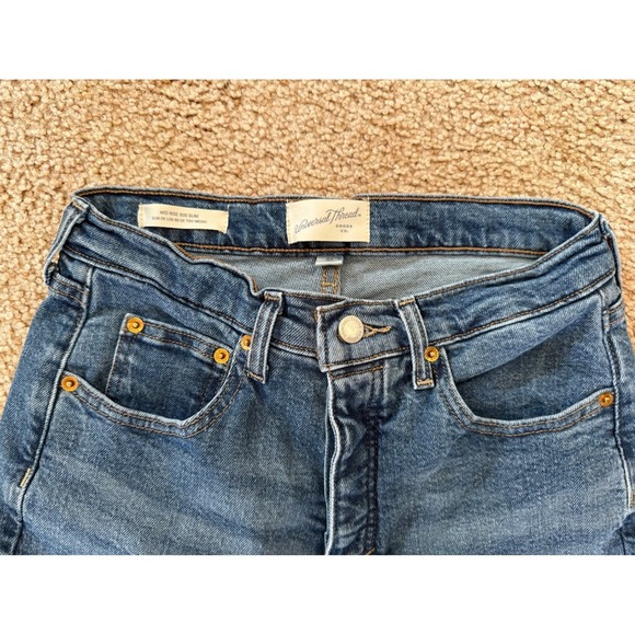 Universal Thread Mid Rise Slim Jeans Frayed Hem Denim Blue Women's Size 8L - Picture 3 of 4